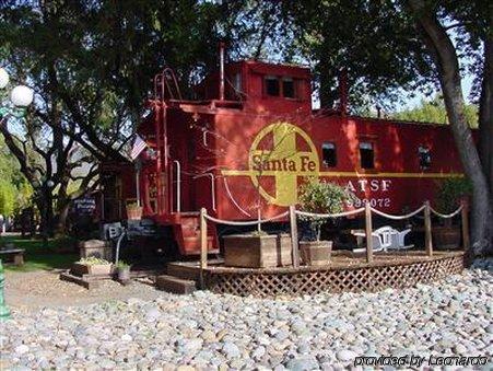 Featherbed Railroad Upper Lake エクステリア 写真