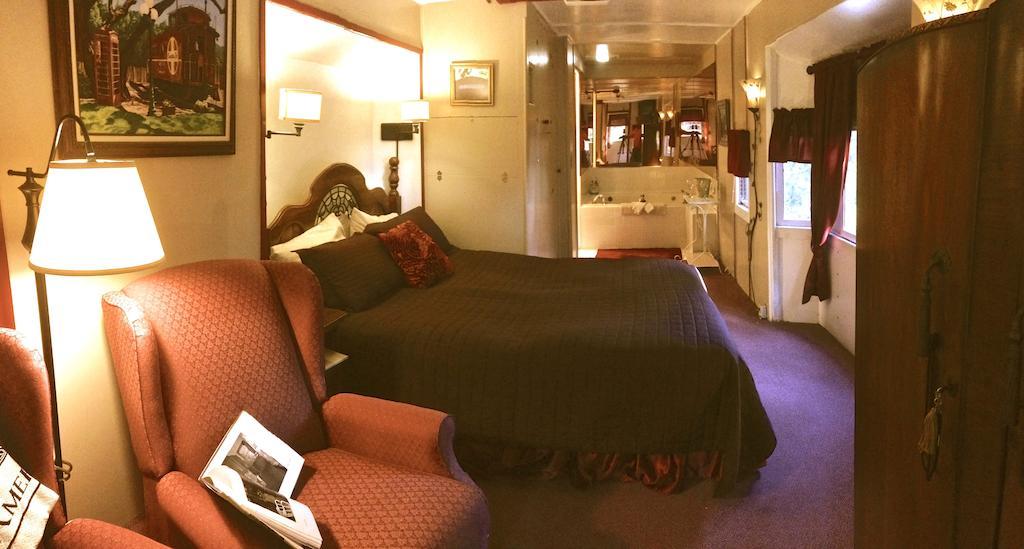 Featherbed Railroad Upper Lake 部屋 写真